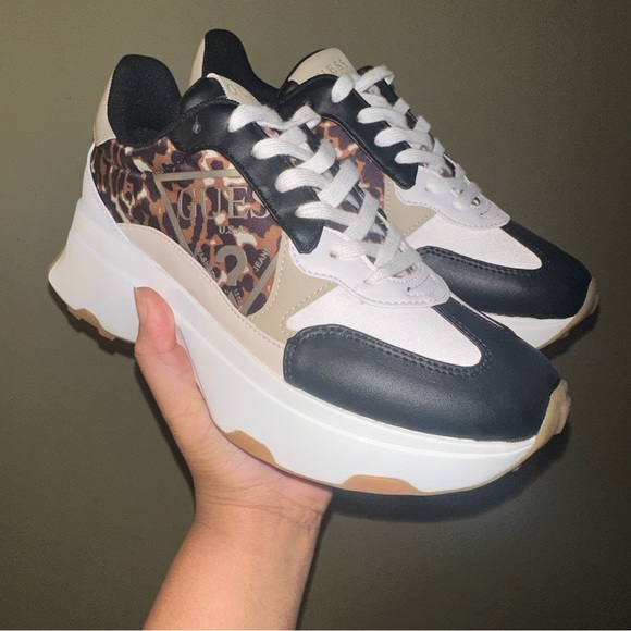 Guess CALEBB Sneakers - Picture 1 of 14